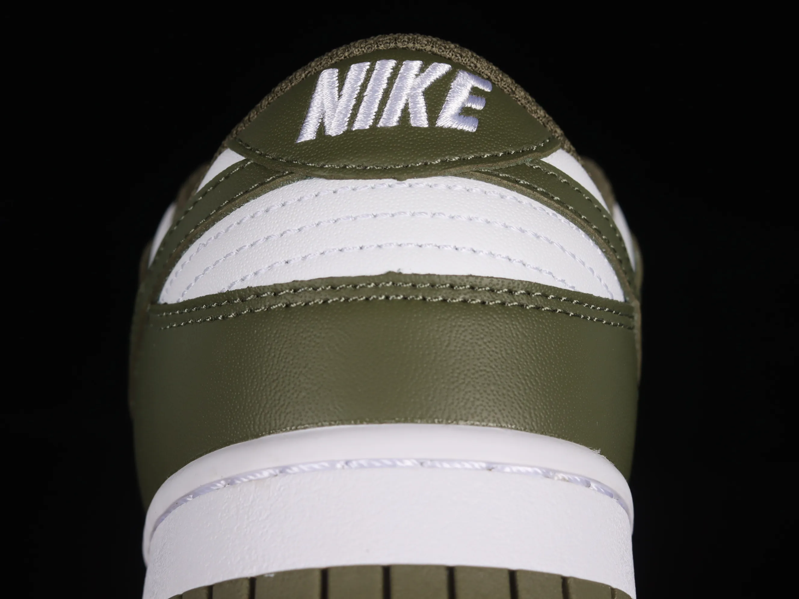 All categories Nk SB Dunk series Nk SB Dunk Low low-top sneakers F version Nk Dunk Low olive green SB smashed backboard fashion casual sneakers DD1503-120
